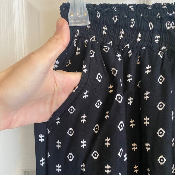 Mia & Tess Straight Leg Stretchy Waist 100% Viscose Pants - Picture 5 of 6